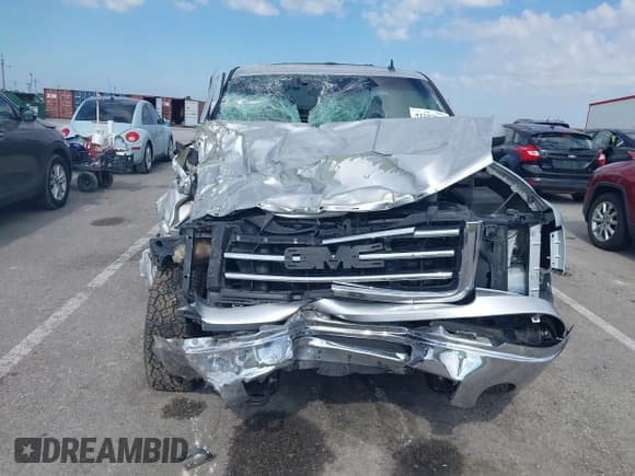 ✅ 2013 GMC Sierra 1500 SLT • VIN: 3GTP2WE79DG314801 • Lot: 42257914. Listed on IAAI with Not provided. Free auction sales archive from the USA and detailed vehicle history report at DreamBid. Image 6.