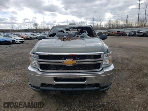 ✅ 2011 Chevrolet Silverado 2500HD • VIN: 1GB2KVCL6BZ180125 • Лот: 49629015. Опубликован ранее на Copart с пробегом Не указан. Бесплатный доступ к архиву аукционных продаж из США и подробный отчёт об истории автомобиля на DreamBid. Изображение 5.