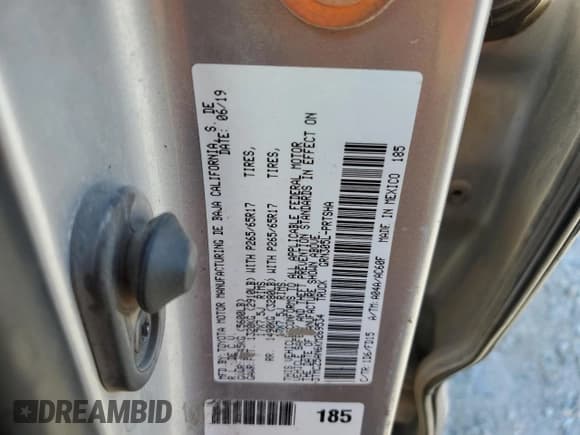 ✅ 2019 Toyota Tacoma TRD Sport • VIN: 3TMCZ5AN6KM269534 • Lot: 85423665. Listed on Copart with 89,823 mi. Free auction sales archive from the USA and detailed vehicle history report at DreamBid. Image 12.