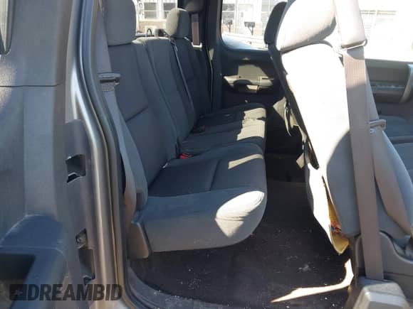 2009 Chevrolet Silverado 1500 LT z VIN 1GCEK29J79Z126226, wystawiony jako IAAI lot #43485064 z przebiegiem 249 687 mil mil oraz . Historia ofert i sprzedaży dostępna na DreamBid. Obrazek 8.