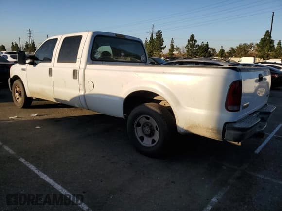 ✅ 2007 Ford F-250 XL • VIN: 1FTSW20547EB29306 • Лот: 77809244. Опубликован ранее на Copart с пробегом 266 778 миль. Бесплатный доступ к архиву аукционных продаж из США и подробный отчёт об истории автомобиля на DreamBid. Изображение 2.
