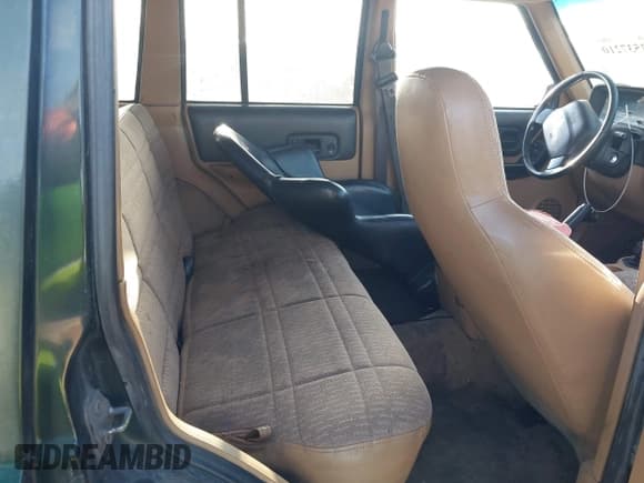 ✅ 1998 Jeep Cherokee Sport • VIN: 1J4FJ68S3WL271233 • Лот: 43537210. Опубликован ранее на IAAI с пробегом 217 005 миль. Бесплатный доступ к архиву аукционных продаж из США и подробный отчёт об истории автомобиля на DreamBid. Изображение 8.