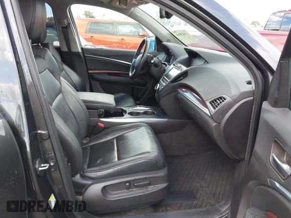 ✅ 2016 Acura MDX Technology • VIN: 5FRYD4H44GB005900 • Lot: 43465068. Listed on IAAI with 125,036 mi. Free auction sales archive from the USA and detailed vehicle history report at DreamBid. Image 5.