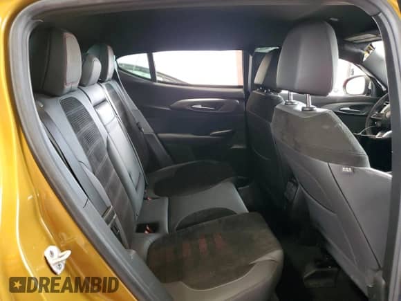 ✅ 2024 Dodge Hornet R/T • VIN: ZACPDFCW0R3A18373 • Лот: 64247645. Размещён на Copart с пробегом 5 410 миль миль. Получите бесплатный доступ к архиву аукционных продаж из США и посмотрите подробный отчёт об истории автомобиля на DreamBid. Изображение 10.