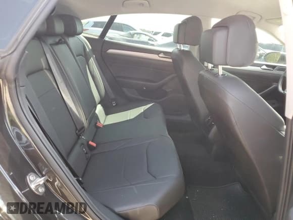 ✅ 2020 Volkswagen Arteon SE • VIN: WVWAR7AN4LE017064 • Лот: 50132854. Опубликован ранее на Copart с пробегом 26 528 миль. Бесплатный доступ к архиву аукционных продаж из США и подробный отчёт об истории автомобиля на DreamBid. Изображение 10.