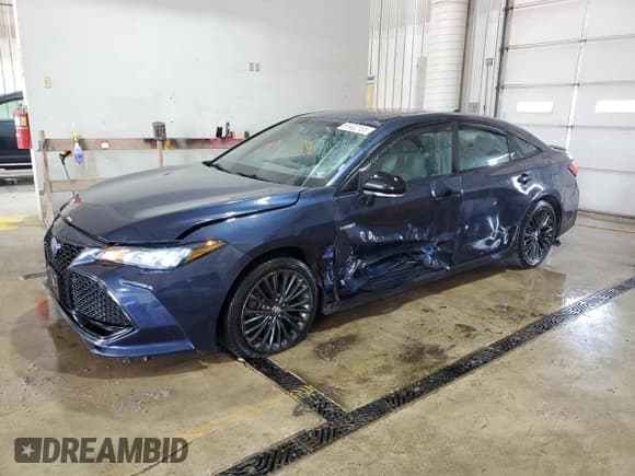 ✅ 2020 Toyota Avalon Hybrid XSE • VIN: 4T1E21FB3LU013493 • Lot: 61402155. Listed on Copart with 186,720 mi. Free auction sales archive from the USA and detailed vehicle history report at DreamBid. Image 1.