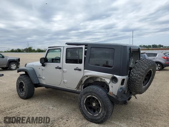 ✅ 2011 Jeep Wrangler Unlimited Rubicon • VIN: 1J4BA6H13BL537964 • Лот: 57532725. Опубликован ранее на Copart с пробегом 71 498 миль. Бесплатный доступ к архиву аукционных продаж из США и подробный отчёт об истории автомобиля на DreamBid. Изображение 2.