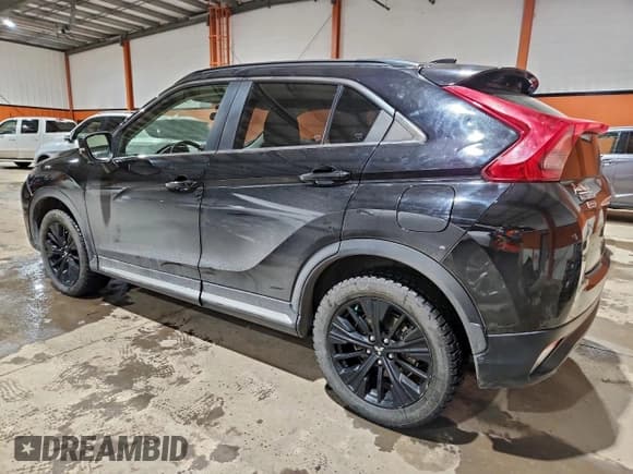 ✅ 2019 Mitsubishi Eclipse Cross LE • VIN: JA4AT4AA5KZ606137 • Лот: 95891665. Опубликован ранее на Copart с пробегом 138 428 миль. Бесплатный доступ к архиву аукционных продаж из США и подробный отчёт об истории автомобиля на DreamBid. Изображение 2.