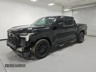 ✅ 2022 Toyota Tundra SR5 • VIN: 5TFLA5DB9NX012486 • Лот: 85927915. Опубликован ранее на Copart с пробегом 88 460 миль. Бесплатный доступ к архиву аукционных продаж из США и подробный отчёт об истории автомобиля на DreamBid. Изображение 1.