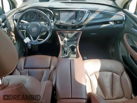 ✅ 2016 Buick Envision Premium II • VIN: LRBFXFSXXGD140786 • Lot: 62255565. Wystawiony na Copart z przebiegiem 161 259 mil. Bezpłatny archiwum sprzedaży aukcyjnych z USA i szczegółowy raport historii pojazdu na DreamBid. Zdjęcie 8.