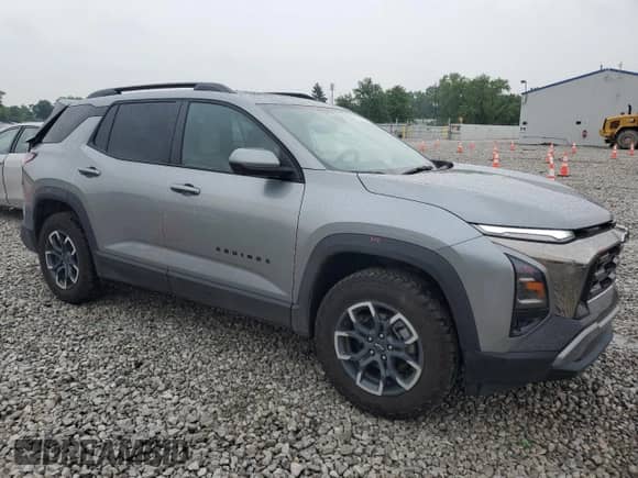 2025 Chevrolet Equinox AWD ACTIV с VIN 3GNAXSEG8SL120224, выставлен на аукционе Copart как лот 58823805 с пробегом 11 860 миль миль и Списание • Salvage title. История ставок и продаж доступна на DreamBid. Изображение 4.