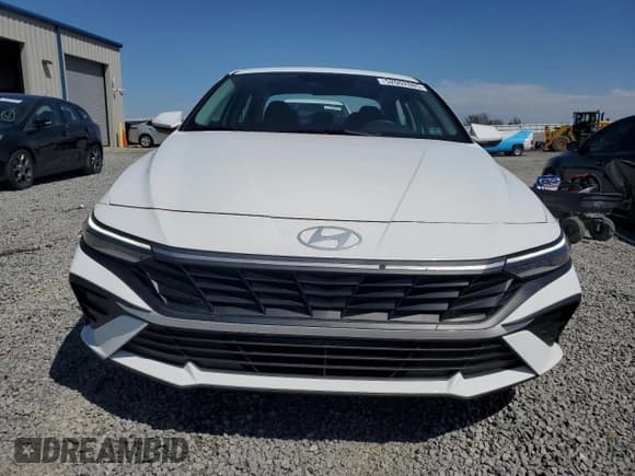 ✅ 2024 Hyundai Elantra SEL • VIN: KMHLM4DG1RU641644 • Lot: 52002685. Listed on Copart with 31,710 mi. Free auction sales archive from the USA and detailed vehicle history report at DreamBid. Image 5.