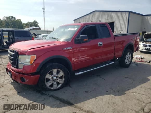 ✅ 2010 Ford F-150 XL • VIN: 1FTFX1EV1AFC40401 • Lot: 81202115. Listed on Copart with 177,480 mi. Free auction sales archive from the USA and detailed vehicle history report at DreamBid. Image 1.