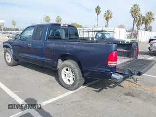 ✅ 2004 Dodge Dakota Sport • VIN: 1D7GL32NX4S690551 • Lot: 41421933. Wystawiony na IAAI z przebiegiem 94 638 mil. Bezpłatny archiwum sprzedaży aukcyjnych z USA i szczegółowy raport historii pojazdu na DreamBid. Zdjęcie 3.