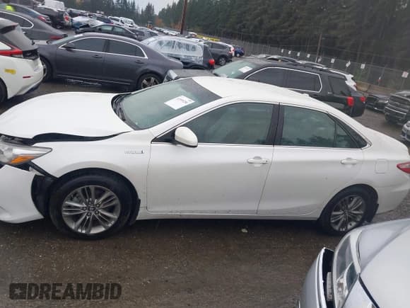 ✅ 2017 Toyota Camry Hybrid LE • VIN: 4T1BD1FK6HU224529 • Lot: 43599286. Listed on IAAI with 174,860 mi. Free auction sales archive from the USA and detailed vehicle history report at DreamBid. Image 15.