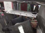 ✅ 2002 Ford F-350 XL • VIN: 1FTSW31F42EA44133 • Lot: 43726558. Listed on IAAI with 317,044 mi. Free auction sales archive from the USA and detailed vehicle history report at DreamBid. Image 8.