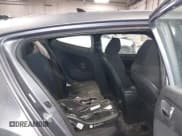 ✅ 2017 Hyundai Veloster • VIN: KMHTC6AD7HU321025 • Lot: 41432334. Wystawiony na IAAI z przebiegiem 88 647 mil. Bezpłatny archiwum sprzedaży aukcyjnych z USA i szczegółowy raport historii pojazdu na DreamBid. Zdjęcie 8.