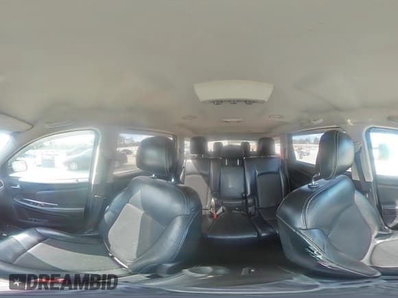 ✅ 2017 Dodge Journey Crossroad Plus • VIN: 3C4PDCGB4HT607898 • Lot: 69689245. Wystawiony na Copart z przebiegiem 135 199 mil. Bezpłatny archiwum sprzedaży aukcyjnych z USA i szczegółowy raport historii pojazdu na DreamBid. Zdjęcie 15.