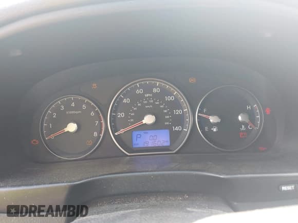 ✅ 2010 Hyundai Santa Fe GLS • VIN: 5NMSG3AB0AH379881 • Лот: 43076055. Опубликован ранее на IAAI с пробегом 191 602 миль. Бесплатный доступ к архиву аукционных продаж из США и подробный отчёт об истории автомобиля на DreamBid. Изображение 7.