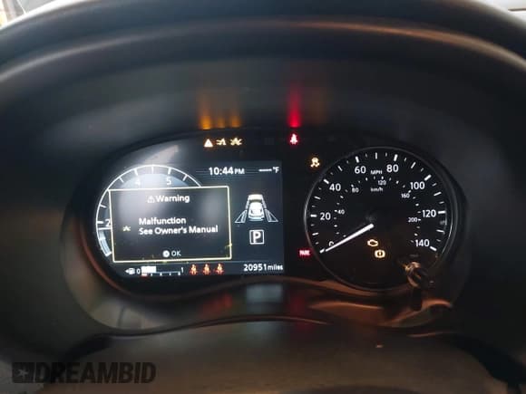 ✅ 2024 Nissan Kicks SV • VIN: 3N1CP5CV5RL488586 • Lot: 43588219. Wystawiony na IAAI z przebiegiem 20 951 mil. Bezpłatny archiwum sprzedaży aukcyjnych z USA i szczegółowy raport historii pojazdu na DreamBid. Zdjęcie 7.