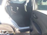 ✅ 2017 Nissan Rogue SV • VIN: 5N1AT2MV8HC780753 • Lot: 43519287. Listed on IAAI with 86,535 mi. Free auction sales archive from the USA and detailed vehicle history report at DreamBid. Image 8.