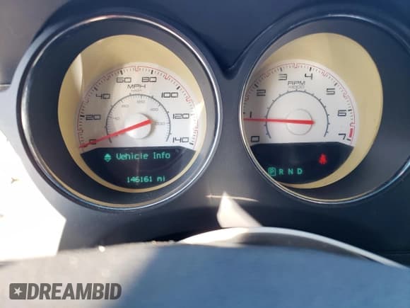 ✅ 2013 Dodge Challenger SXT • VIN: 2C3CDYAG2DH510934 • Lot: 71358355. Wystawiony na Copart z przebiegiem 146 161 mil. Bezpłatny archiwum sprzedaży aukcyjnych z USA i szczegółowy raport historii pojazdu na DreamBid. Zdjęcie 9.