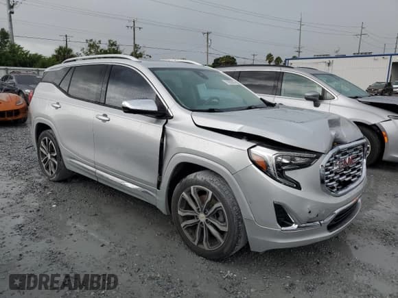 ✅ 2019 GMC Terrain Denali • VIN: 3GKALSEX1KL354245 • Lot: 71702895. Wystawiony na Copart z przebiegiem 64 394 mil. Bezpłatny archiwum sprzedaży aukcyjnych z USA i szczegółowy raport historii pojazdu na DreamBid. Zdjęcie 4.