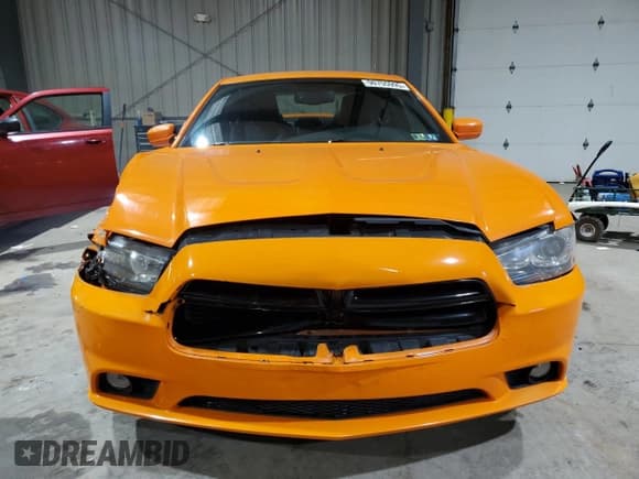 ✅ 2014 Dodge Charger RT • VIN: 2C3CDXCT6EH295287 • Lot: 90755995. Wystawiony na Copart z przebiegiem 65 850 mil. Bezpłatny archiwum sprzedaży aukcyjnych z USA i szczegółowy raport historii pojazdu na DreamBid. Zdjęcie 5.