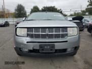 ✅ 2007 Lincoln MKX • VIN: 2LMDU68C37BJ21380 • Лот: 90236515. Опубликован ранее на Copart с пробегом 158 480 миль. Бесплатный доступ к архиву аукционных продаж из США и подробный отчёт об истории автомобиля на DreamBid. Изображение 5.