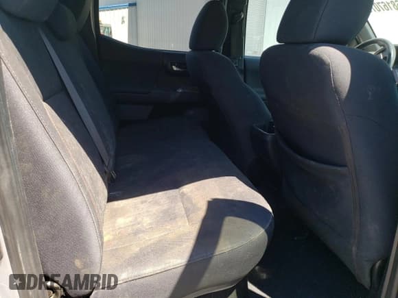 ✅ 2019 Toyota Tacoma TRD Off Road • VIN: 5TFCZ5ANXKX177823 • Lot: 68167075. Wystawiony na Copart z przebiegiem 134 818 mil. Bezpłatny archiwum sprzedaży aukcyjnych z USA i szczegółowy raport historii pojazdu na DreamBid. Zdjęcie 10.