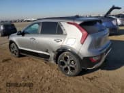 ✅ 2023 Kia Niro SX Touring • VIN: KNDCR3LF7P5052338 • Lot: 75649254. Wystawiony na Copart z przebiegiem 11 919 mil. Bezpłatny archiwum sprzedaży aukcyjnych z USA i szczegółowy raport historii pojazdu na DreamBid. Zdjęcie 2.