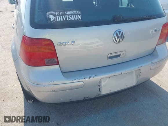 ✅ 2000 Volkswagen Golf • VIN: WVWGF21J4YW335321 • Lot: 42634531. Wystawiony na IAAI z przebiegiem 172 941 mil. Bezpłatny archiwum sprzedaży aukcyjnych z USA i szczegółowy raport historii pojazdu na DreamBid. Zdjęcie 6.