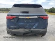 ✅ 2022 Chevrolet Traverse LS • VIN: 1GNERFKW5NJ136360 • Lot: 70977694. Wystawiony na Copart z przebiegiem 50 995 mil. Bezpłatny archiwum sprzedaży aukcyjnych z USA i szczegółowy raport historii pojazdu na DreamBid. Zdjęcie 6.