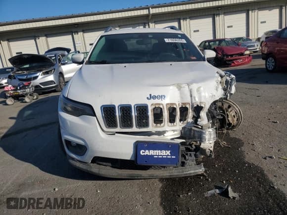 ✅ 2019 Jeep Cherokee Latitude Plus • VIN: 1C4PJLLB4KD275361 • Lot: 71656355. Listed on Copart with 83,869 mi. Free auction sales archive from the USA and detailed vehicle history report at DreamBid. Image 5.