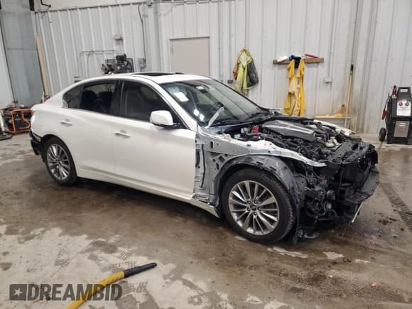 ✅ 2018 Infiniti Q50 Luxe • VIN: JN1EV7AR0JM438883 • Lot: 58602845. Listed on Copart with 54,576 mi. Free auction sales archive from the USA and detailed vehicle history report at DreamBid. Image 4.