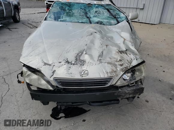 ✅ 1997 Lexus ES 300 • VIN: JT8BF22G8V0052690 • Лот: 71077005. Опубликован ранее на Copart с пробегом Не указан. Бесплатный доступ к архиву аукционных продаж из США и подробный отчёт об истории автомобиля на DreamBid. Изображение 11.