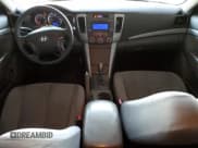 ✅ 2009 Hyundai Sonata GLS • VIN: 5NPET46C19H425085 • Лот: 85688554. Опубликован ранее на Copart с пробегом 321 198 миль. Бесплатный доступ к архиву аукционных продаж из США и подробный отчёт об истории автомобиля на DreamBid. Изображение 8.