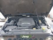 ✅ 2013 Jeep Wrangler Unlimited Sahara • VIN: 1C4HJWEG6DL609784 • Lot: 42216607. Wystawiony na IAAI z przebiegiem 202 653 mil. Bezpłatny archiwum sprzedaży aukcyjnych z USA i szczegółowy raport historii pojazdu na DreamBid. Zdjęcie 10.