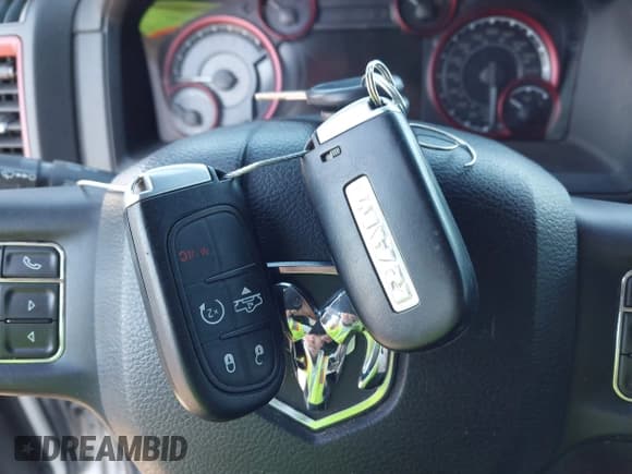 ✅ 2016 Ram 1500 Rebel • VIN: 1C6RR7YT6GS300930 • Lot: 43545195. Listed on IAAI with 117,970 mi. Free auction sales archive from the USA and detailed vehicle history report at DreamBid. Image 11.