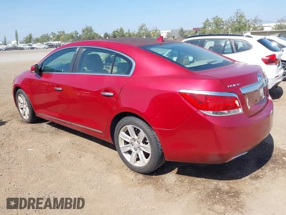 ✅ 2013 Buick LaCrosse Leather • VIN: 1G4GC5E31DF121074 • Lot: 42585795. Wystawiony na IAAI z przebiegiem 132 045 mil. Bezpłatny archiwum sprzedaży aukcyjnych z USA i szczegółowy raport historii pojazdu na DreamBid. Zdjęcie 3.