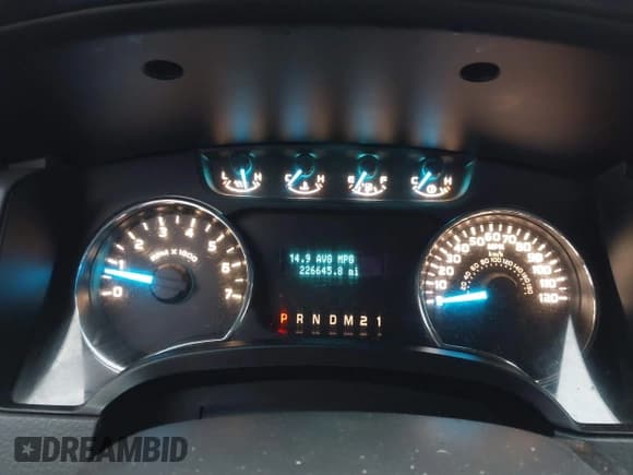 ✅ 2014 Ford F-150 XLT • VIN: 1FTFW1EF6EFC99140 • Лот: 43720632. Опубликован ранее на IAAI с пробегом 226 645 миль. Бесплатный доступ к архиву аукционных продаж из США и подробный отчёт об истории автомобиля на DreamBid. Изображение 7.