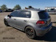 ✅ 2013 Volkswagen Golf GTI Wolfsburg Edition • VIN: WVWHV7AJ6DW082937 • Lot: 68578144. Wystawiony na Copart z przebiegiem 107 084 mil. Bezpłatny archiwum sprzedaży aukcyjnych z USA i szczegółowy raport historii pojazdu na DreamBid. Zdjęcie 2.