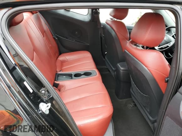 ✅ 2015 Hyundai Veloster • VIN: KMHTC6ADXFU221711 • Lot: 66359484. Wystawiony na Copart z przebiegiem 69 223 mil. Bezpłatny archiwum sprzedaży aukcyjnych z USA i szczegółowy raport historii pojazdu na DreamBid. Zdjęcie 10.