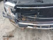 ✅ 2018 Ford F-150 XL • VIN: 1FTEW1EB1JFB32316 • Lot: 43169678. Wystawiony na IAAI z przebiegiem 118 677 mil. Bezpłatny archiwum sprzedaży aukcyjnych z USA i szczegółowy raport historii pojazdu na DreamBid. Zdjęcie 6.