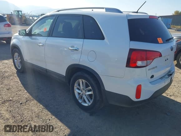 ✅ 2015 Kia Sorento LX • VIN: 5XYKTDA7XFG599463 • Лот: 43219849. Опубликован ранее на IAAI с пробегом Не указан. Бесплатный доступ к архиву аукционных продаж из США и подробный отчёт об истории автомобиля на DreamBid. Изображение 3.