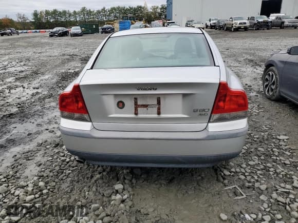 ✅ 2002 Volvo S60 • VIN: YV1RH58D222186002 • Lot: 86711655. Listed on Copart with 182,452 mi. Free auction sales archive from the USA and detailed vehicle history report at DreamBid. Image 6.