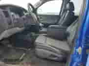 2008 Dodge Dakota z VIN 1D7HW68K28S503819, wystawiony jako Copart lot #44348935 z przebiegiem 141 005 mil mil oraz Szkoda całkowita • Salvage title. Historia ofert i sprzedaży dostępna na DreamBid. Obrazek 7.