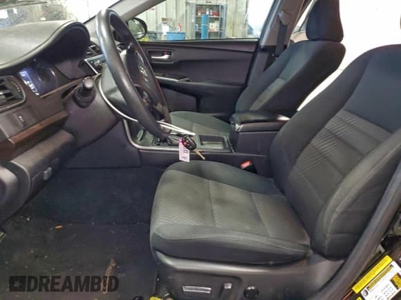 ✅ 2017 Toyota Camry XLE • VIN: 4T1BF1FK8HU744693 • Lot: 94879615. Wystawiony na Copart z przebiegiem 151 693 mil. Bezpłatny archiwum sprzedaży aukcyjnych z USA i szczegółowy raport historii pojazdu na DreamBid. Zdjęcie 7.