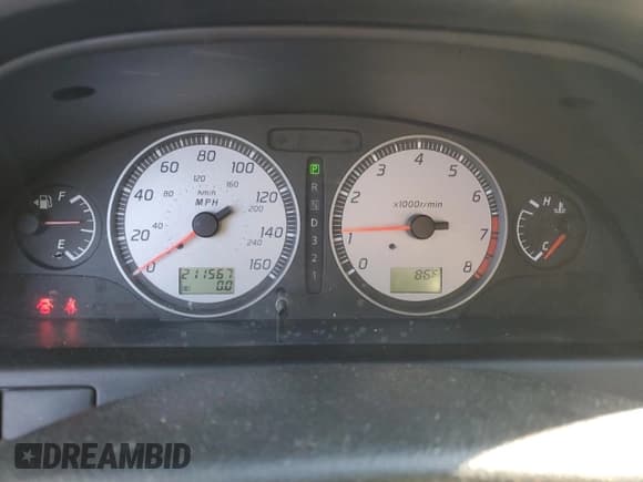 ✅ 2002 Nissan Maxima GXE • VIN: JN1DA31D82T431126 • Lot: 76830724. Wystawiony na Copart z przebiegiem 211 567 mil. Bezpłatny archiwum sprzedaży aukcyjnych z USA i szczegółowy raport historii pojazdu na DreamBid. Zdjęcie 9.