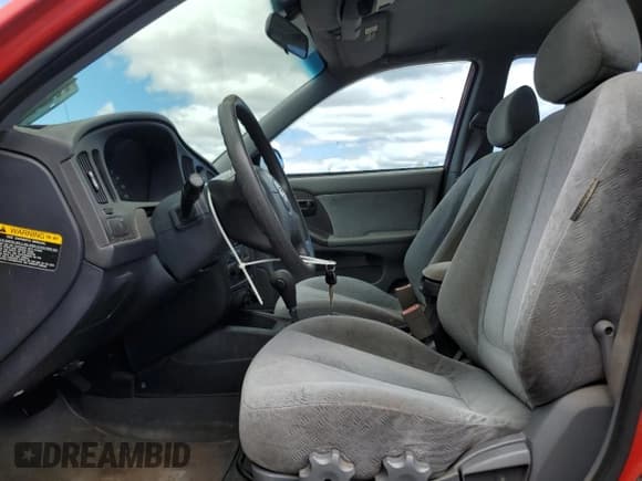 ✅ 2004 Hyundai Elantra GLS • VIN: KMHDN46D14U858205 • Lot: 71749395. Listed on Copart with 133,056 mi. Free auction sales archive from the USA and detailed vehicle history report at DreamBid. Image 7.